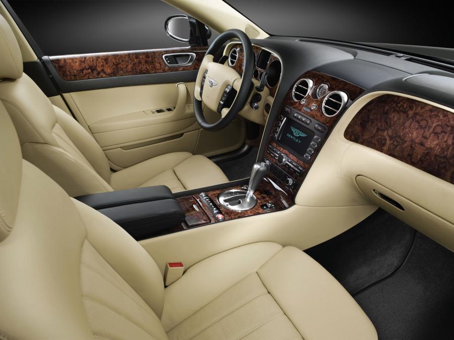  Bentley Continental Flying Spur 2005 года  (фото 3 из 51)